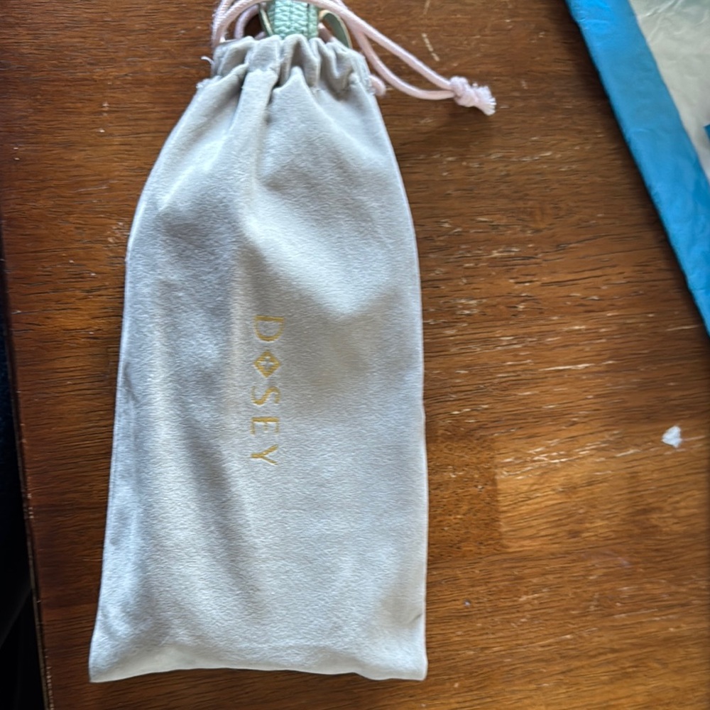 DOSEY Mint Green 7 day pill keeper, Pouch with Tassel